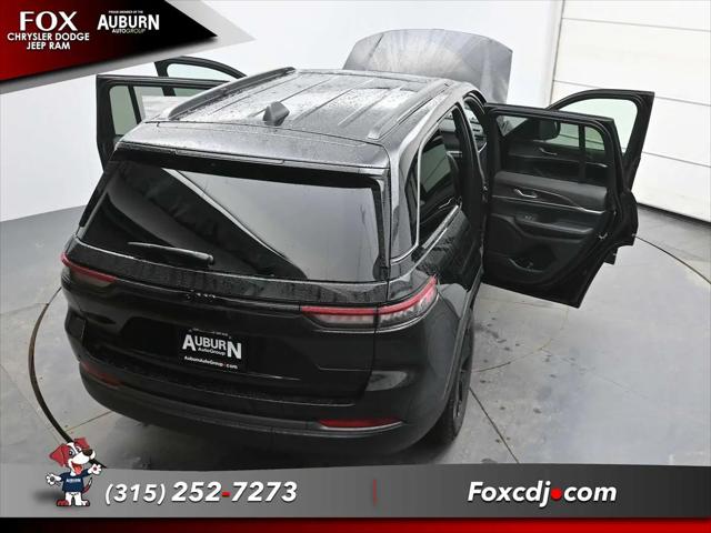 2026 Jeep Grand Cherokee Altitude 4x4