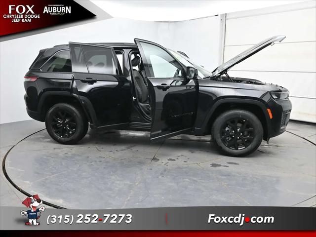 2026 Jeep Grand Cherokee Altitude 4x4