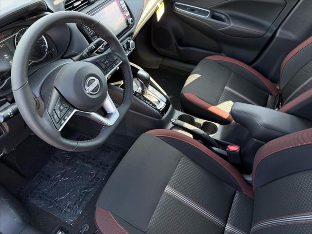 2025 Nissan Versa 1.6 SR