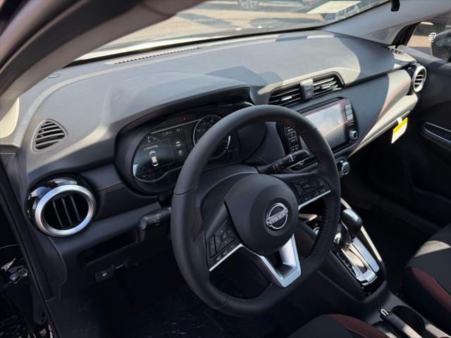2025 Nissan Versa 1.6 SR