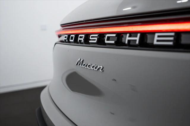 2026 Porsche Macan Macan