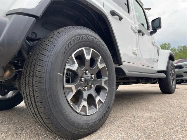 2026 Jeep Wrangler 4-Door Sahara 4x4
