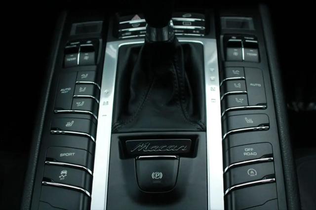 2015 Porsche Macan S