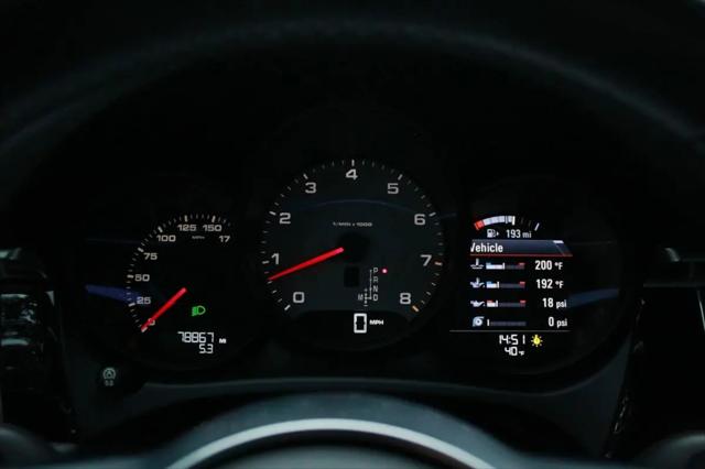 2015 Porsche Macan S