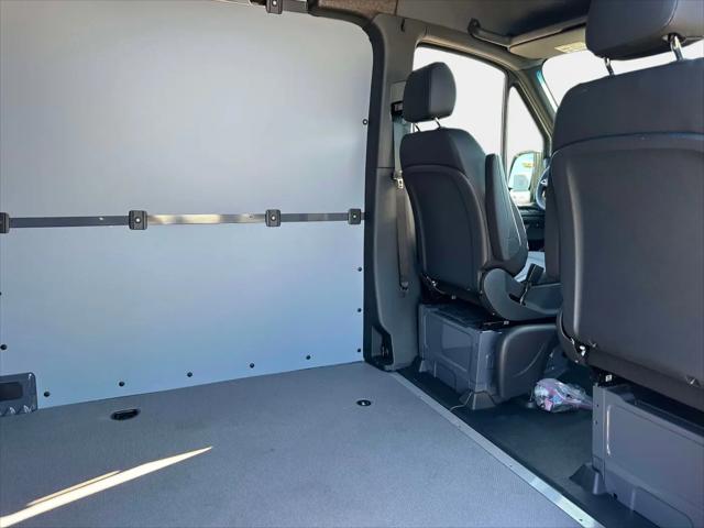 2025 Mercedes-Benz Sprinter 2500 High Roof 4-Cyl Diesel HO