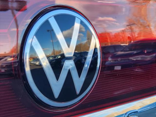 2026 Volkswagen Atlas Cross Sport SEL Premium R-Line