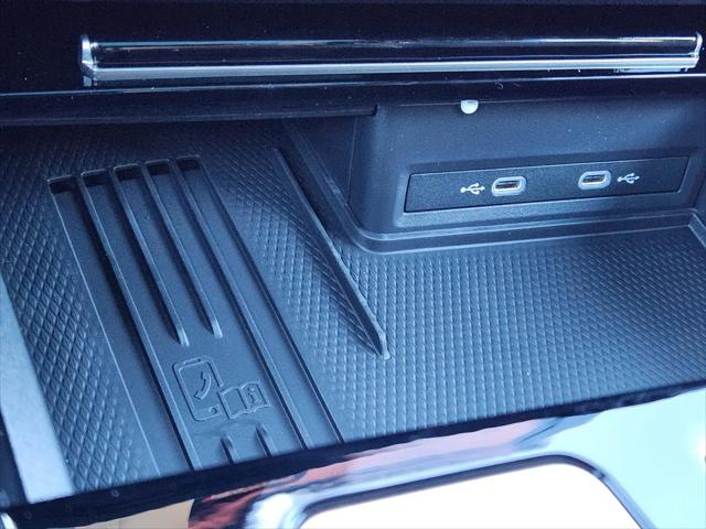 2026 Volkswagen Atlas Cross Sport SEL Premium R-Line