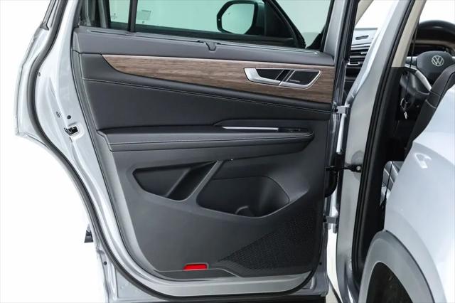 2026 Volkswagen Atlas SEL Premium R-Line