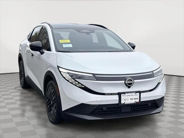 2026 Nissan LEAF PLATINUM+