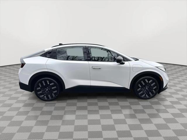 2026 Nissan LEAF PLATINUM+