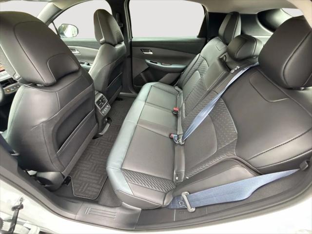2026 Nissan LEAF PLATINUM+