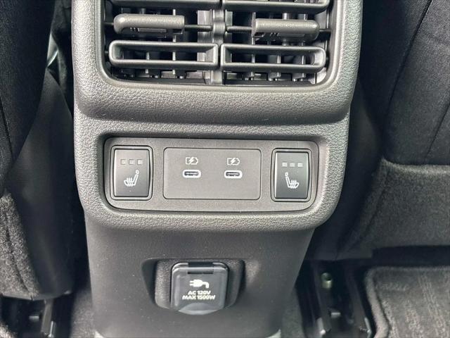 2026 Nissan LEAF PLATINUM+