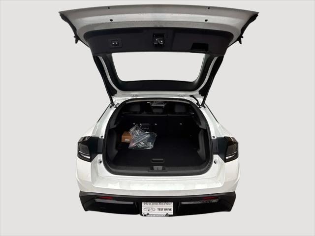 2026 Nissan LEAF PLATINUM+
