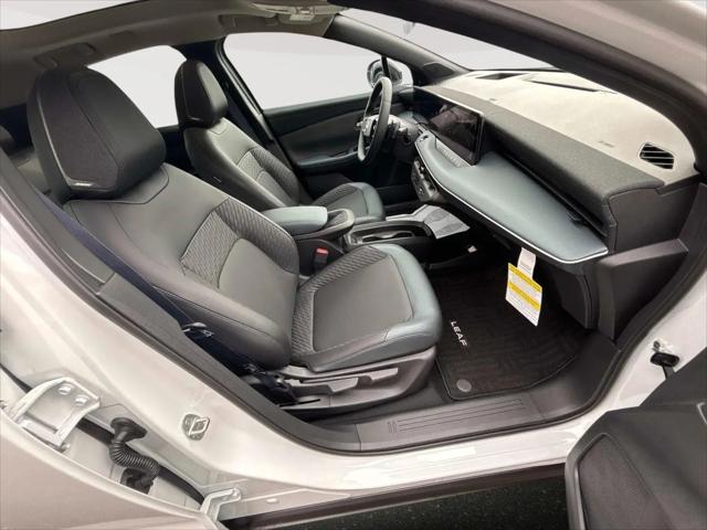 2026 Nissan LEAF PLATINUM+