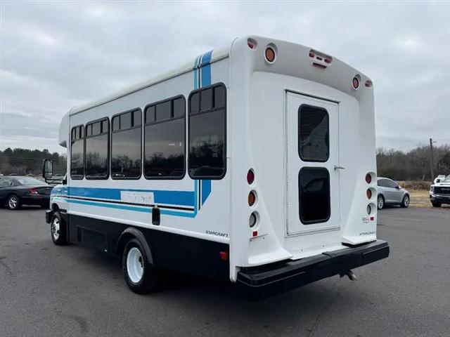 2014 Ford E-450 Cutaway E-450