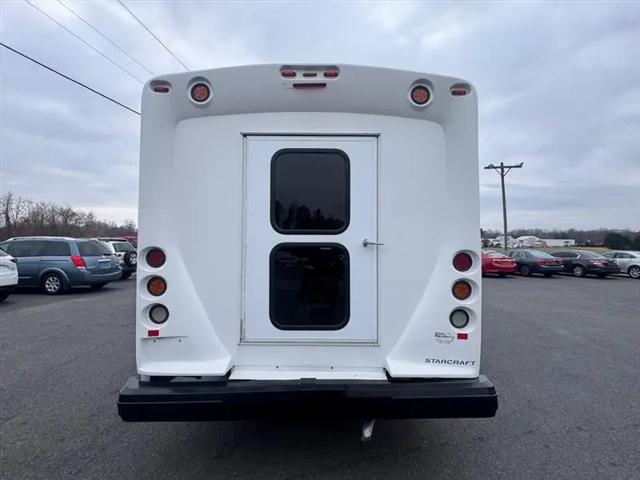 2014 Ford E-450 Cutaway E-450
