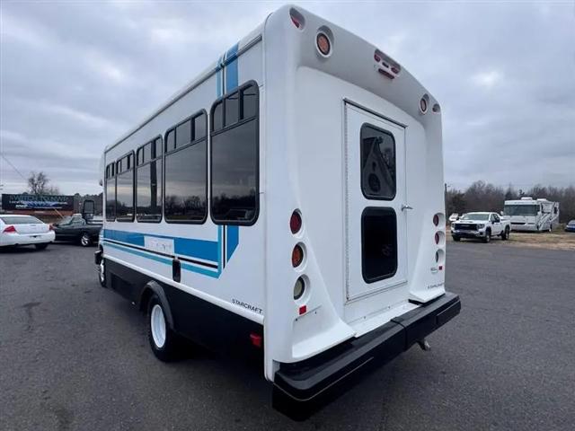 2014 Ford E-450 Cutaway E-450