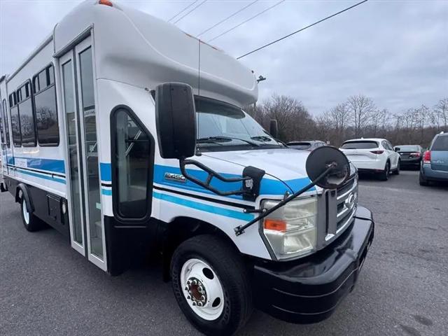 2014 Ford E-450 Cutaway E-450