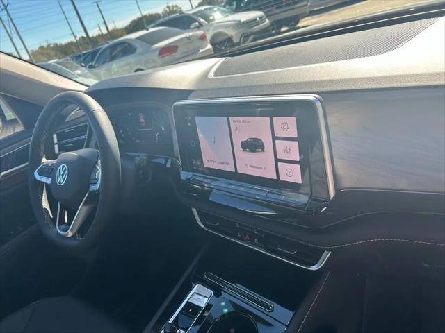 2026 Volkswagen Atlas SE with Technology