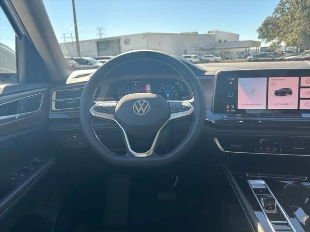 2026 Volkswagen Atlas SE with Technology