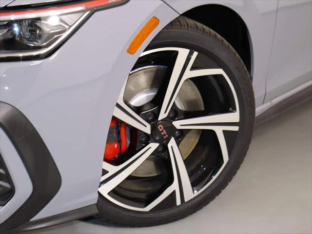 2026 Volkswagen Golf GTI SE