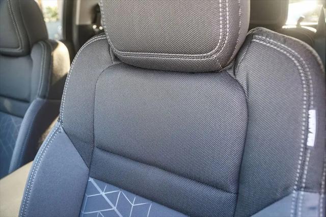 2026 Nissan Frontier Crew Cab SV 4x2