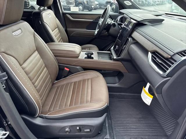 2026 GMC Acadia Denali Ultimate AWD