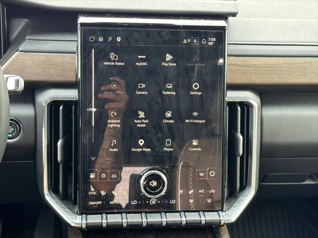 2026 GMC Acadia Denali Ultimate AWD