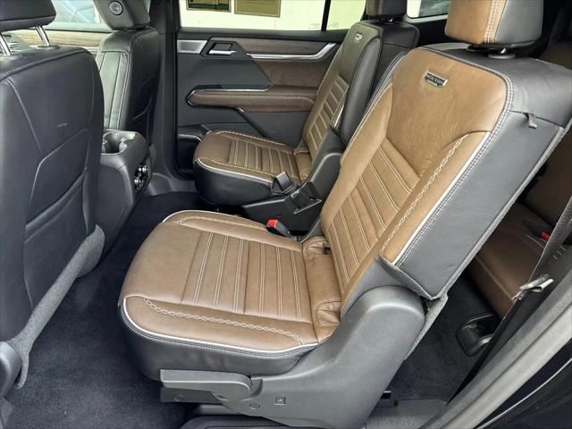 2026 GMC Acadia Denali Ultimate AWD