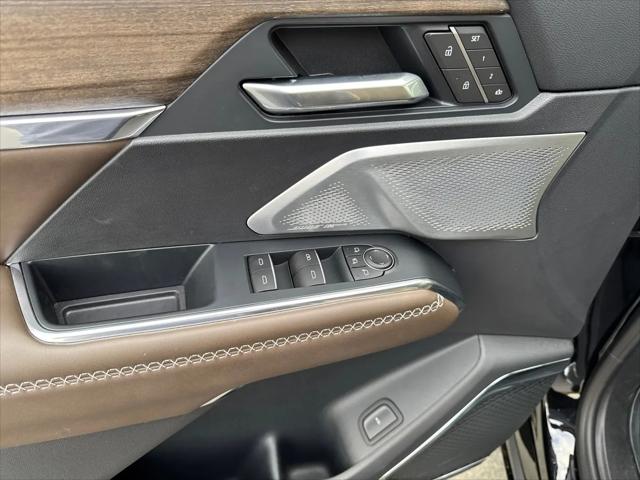 2026 GMC Acadia Denali Ultimate AWD
