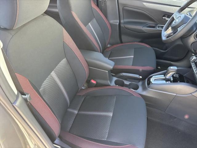 2025 Nissan Versa 1.6 SR