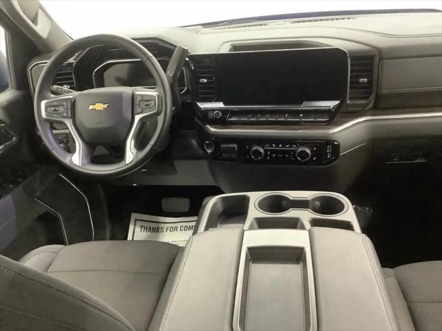 2025 Chevrolet Silverado 1500 4WD LT