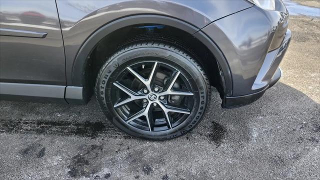 2016 Toyota RAV4 SE