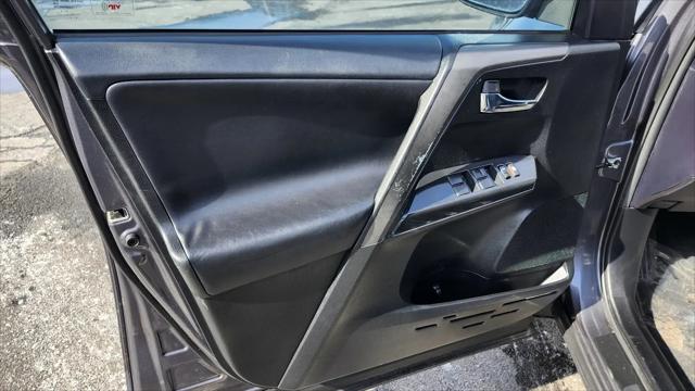 2016 Toyota RAV4 SE