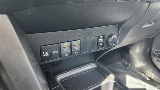 2016 Toyota RAV4 SE