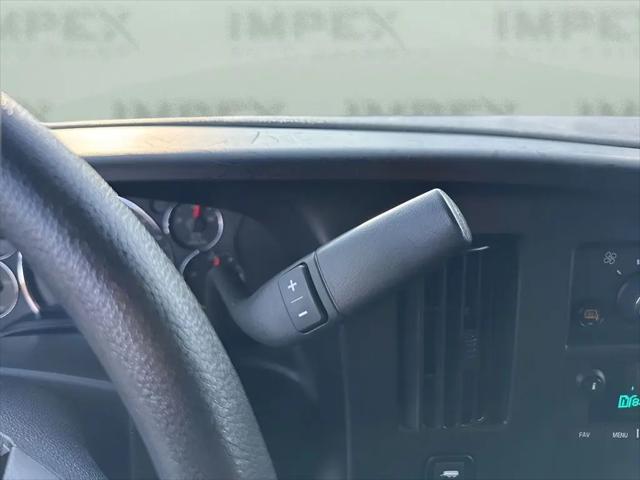 2023 GMC Savana 2500 Work Van