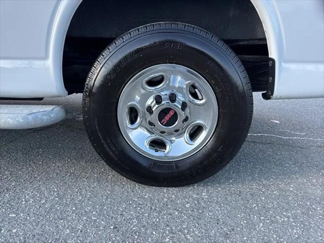 2023 GMC Savana 2500 Work Van