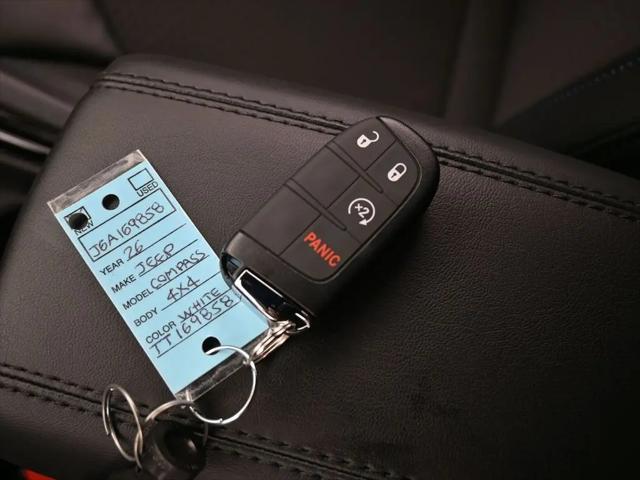 2026 Jeep Compass Latitude Altitude