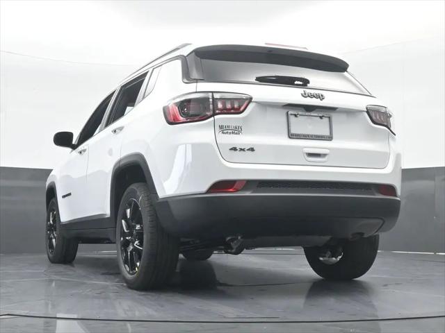 2026 Jeep Compass Latitude Altitude