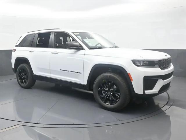 2026 Jeep Grand Cherokee Altitude 4x2