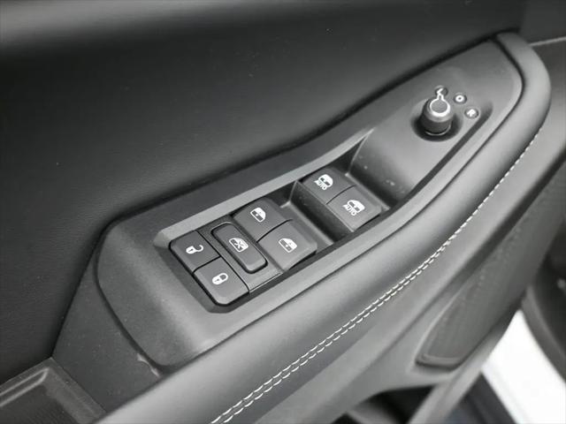 2026 Jeep Grand Cherokee Altitude 4x2