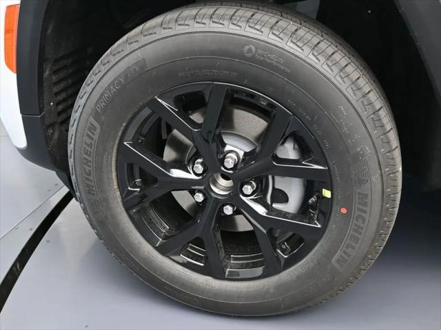 2026 Jeep Grand Cherokee Altitude 4x2