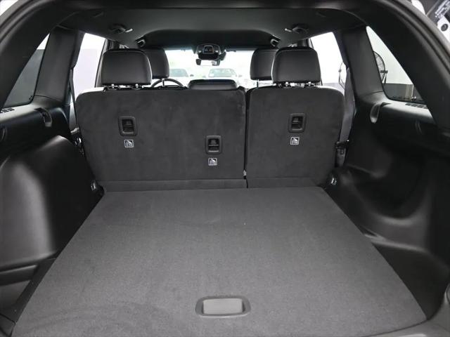 2026 Jeep Grand Cherokee Altitude 4x2