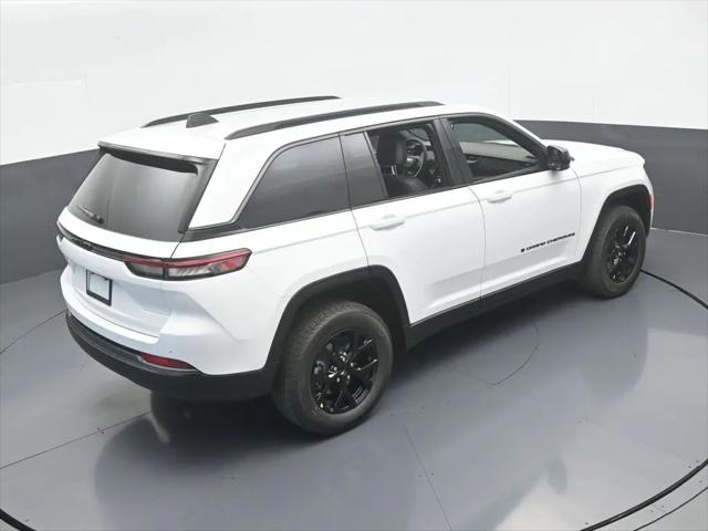 2026 Jeep Grand Cherokee Altitude 4x2