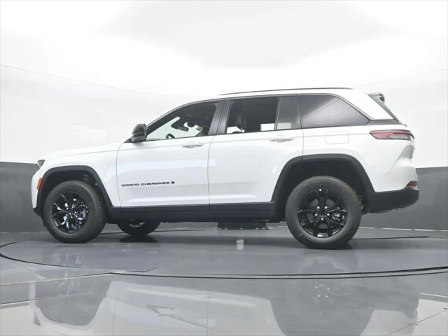 2026 Jeep Grand Cherokee Altitude 4x2