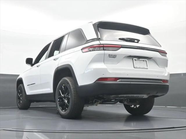 2026 Jeep Grand Cherokee Altitude 4x2