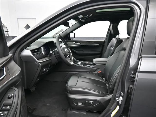2026 Jeep Grand Cherokee Limited 4x2