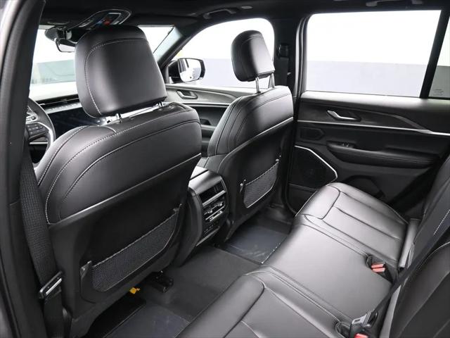 2026 Jeep Grand Cherokee Limited 4x2