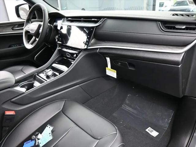 2026 Jeep Grand Cherokee Limited 4x2