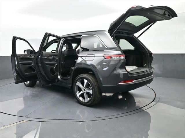 2026 Jeep Grand Cherokee Limited 4x2